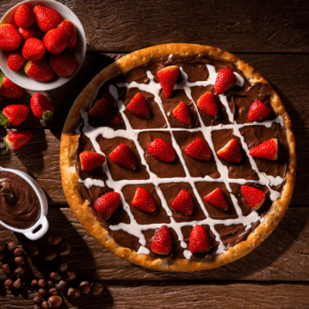 Pizza Brigadeiro com Morango